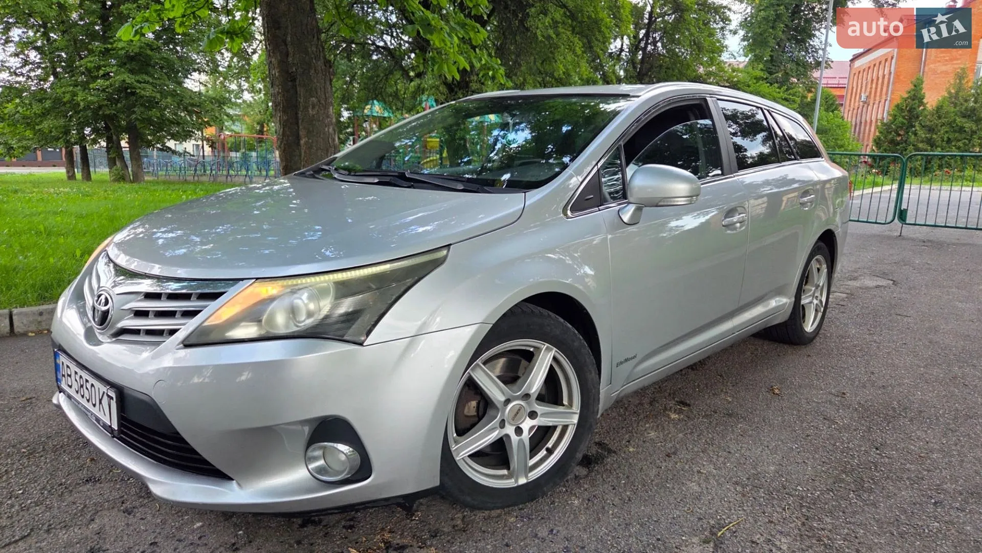 Toyota Avensis, 2013