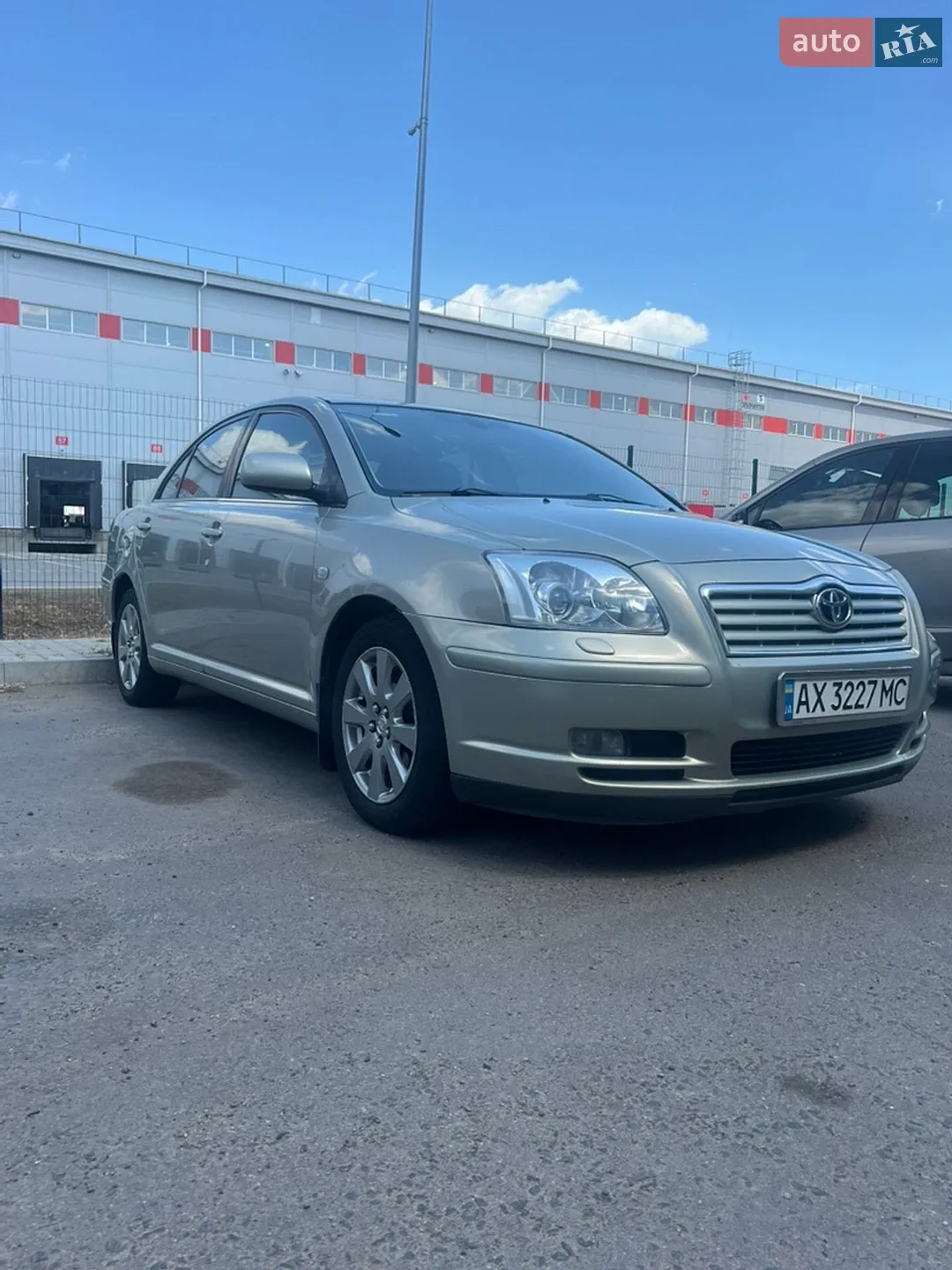 Toyota Avensis, 2003