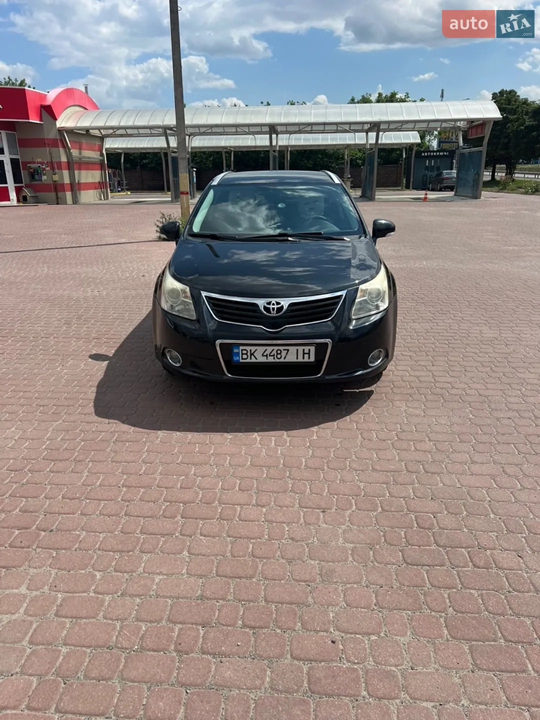Toyota Avensis, 2010