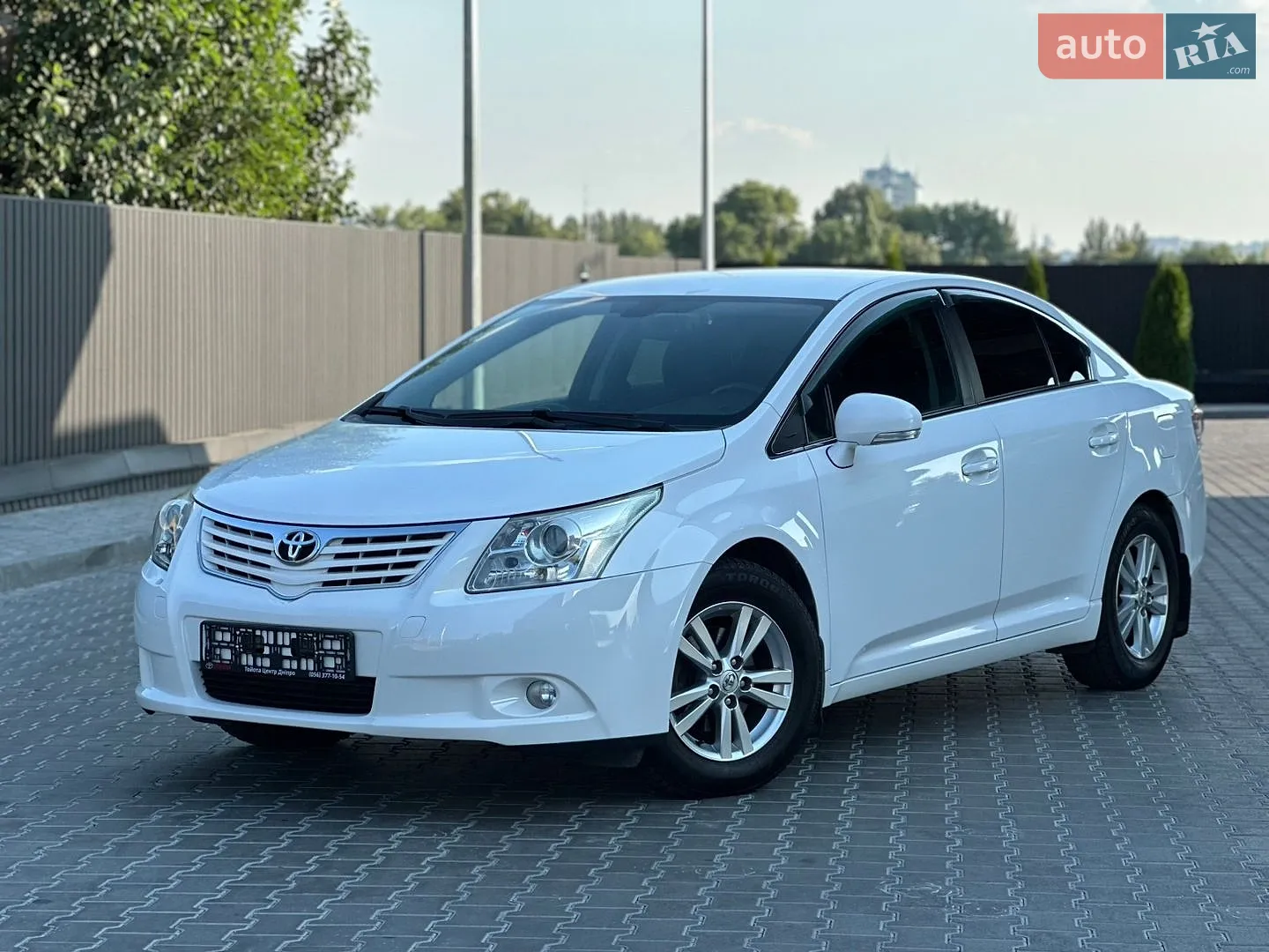 Toyota Avensis, 2011