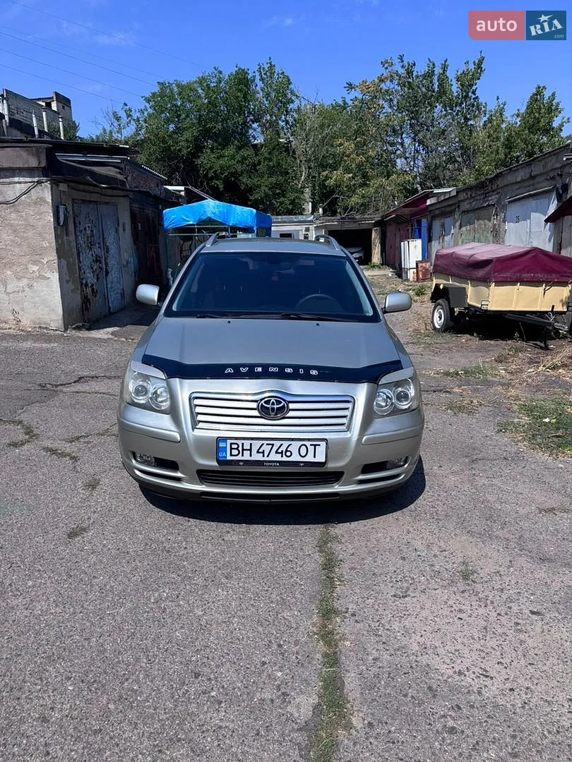 Toyota Avensis, 2005
