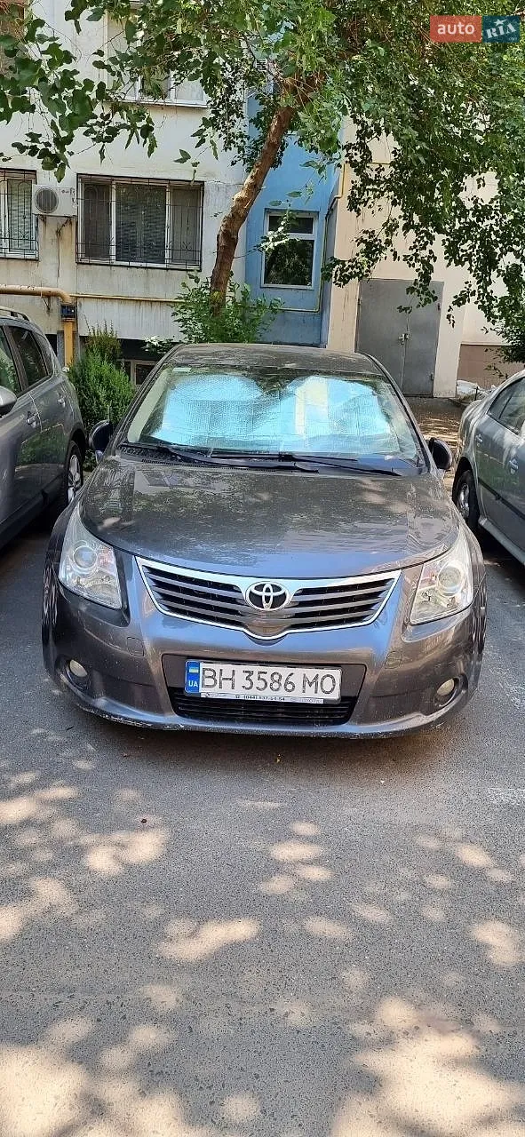 Toyota Avensis, 2011