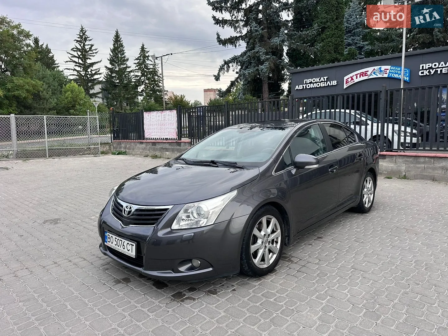 Toyota Avensis, 2011