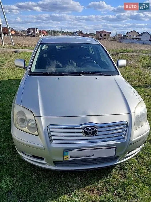 Toyota Avensis, 2005