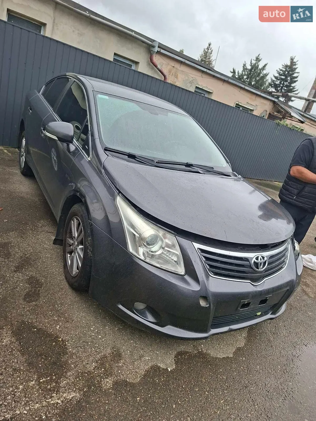 Toyota Avensis, 2011