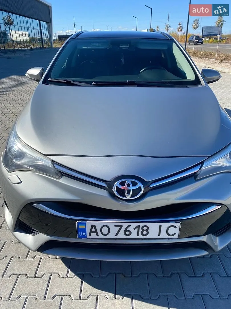 Toyota Avensis, 2015