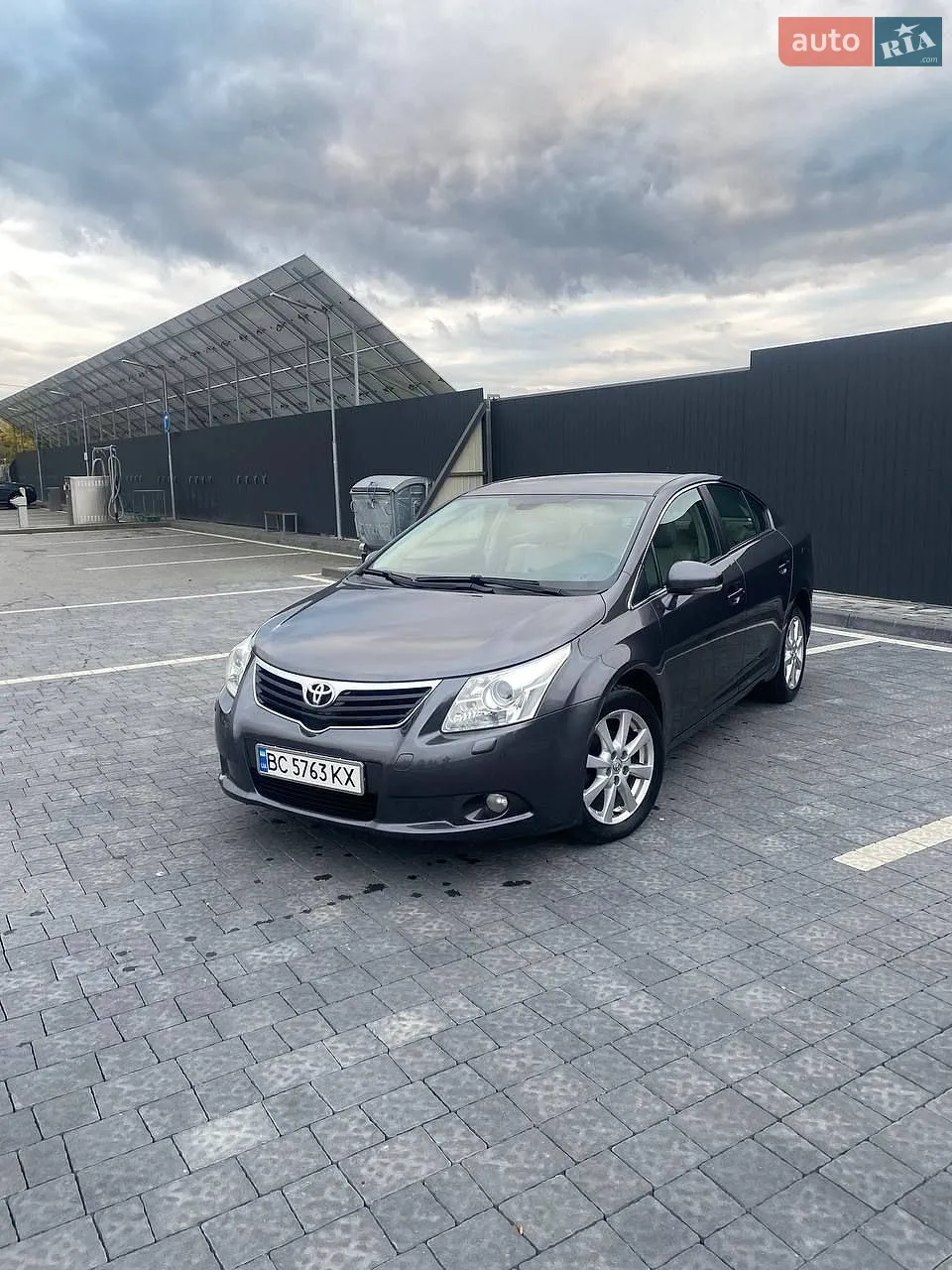 Toyota Avensis, 2011