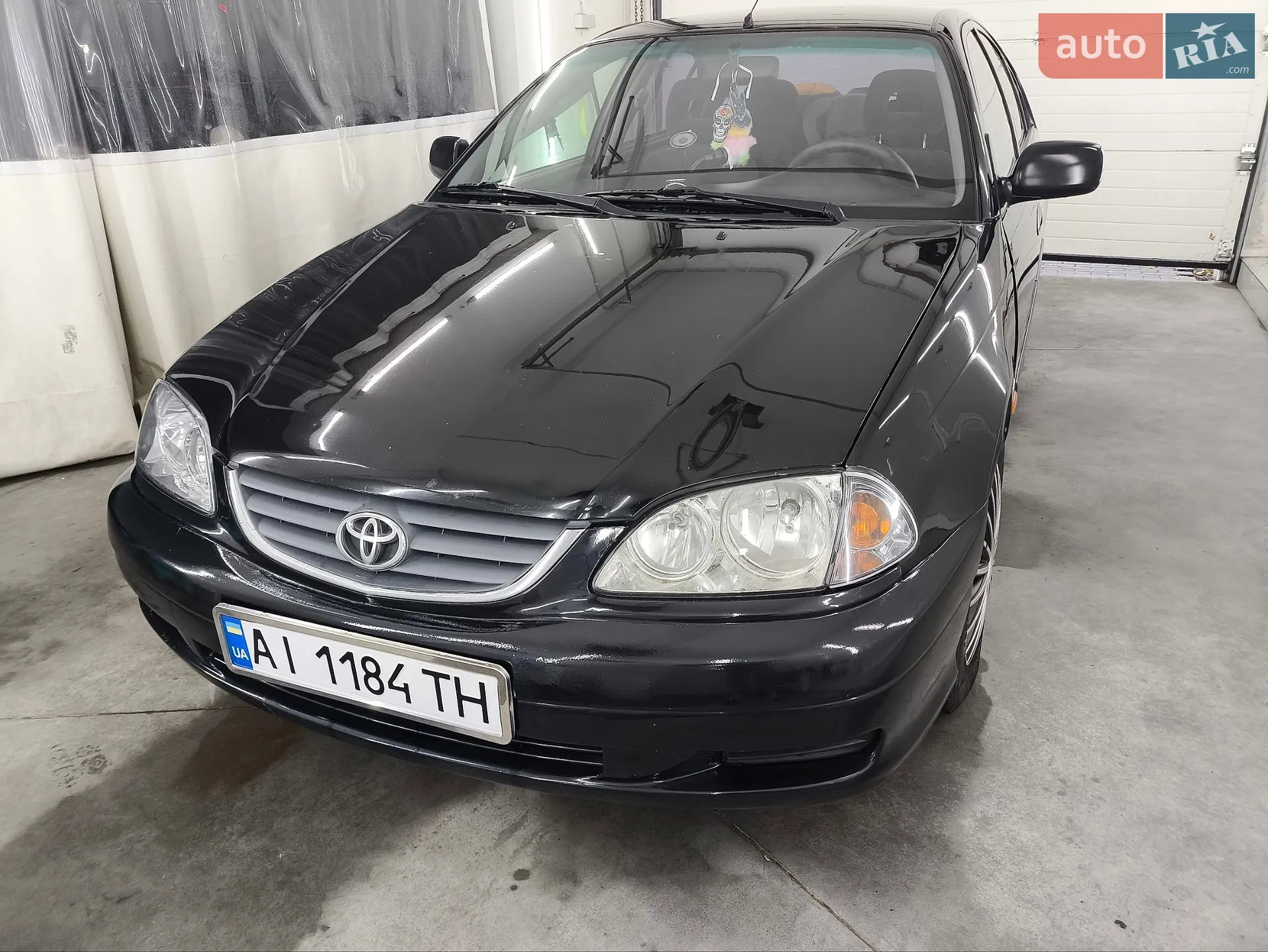 Toyota Avensis, 2002