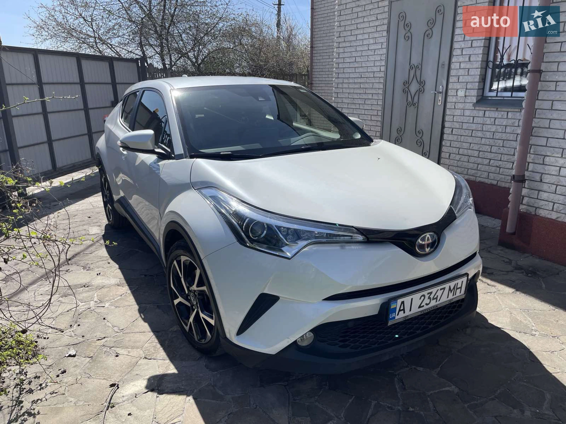 Toyota C-HR, 2019