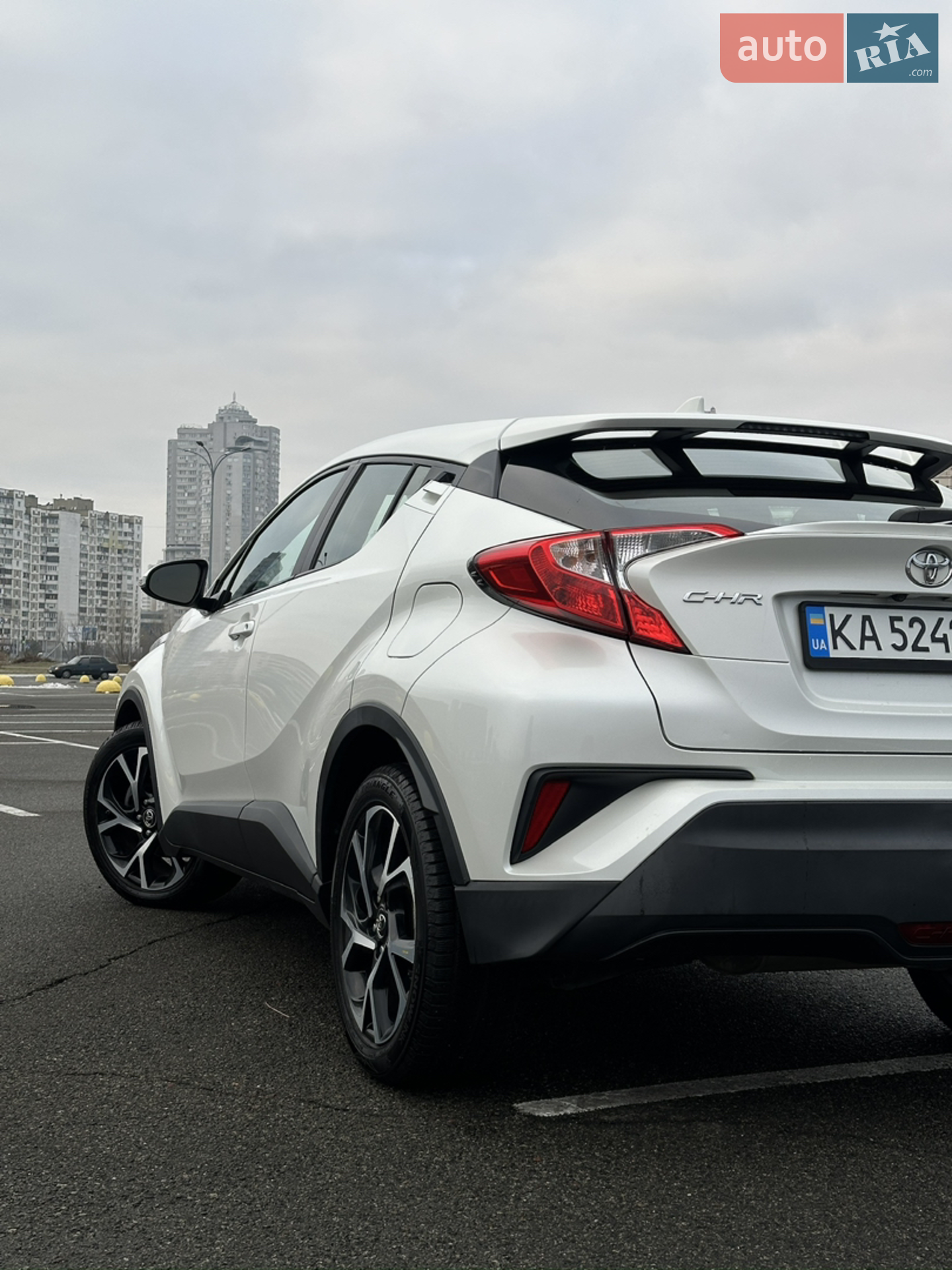 Toyota C-HR, 2017