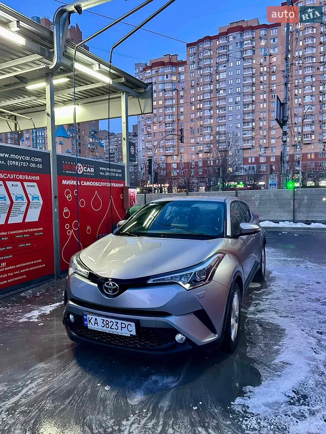 Toyota C-HR, 2018