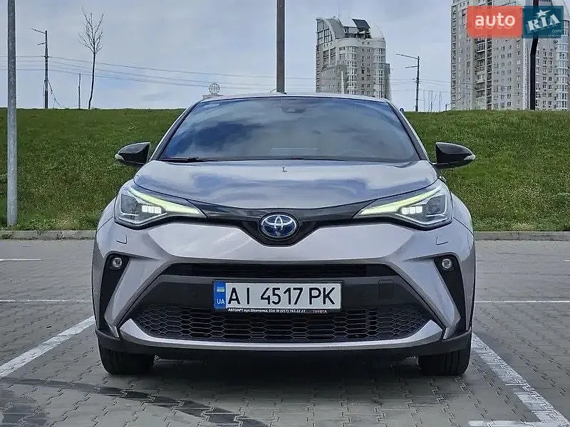 Toyota C-HR, 2019