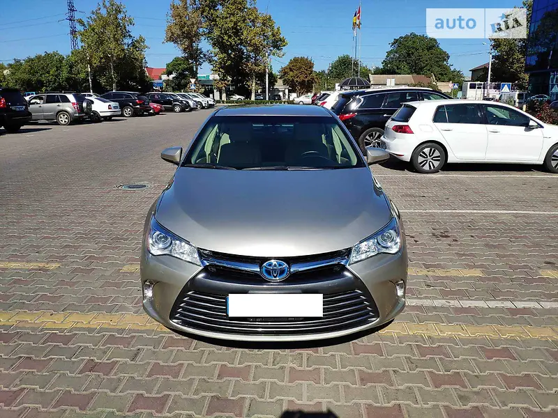 Toyota Camry, 2015