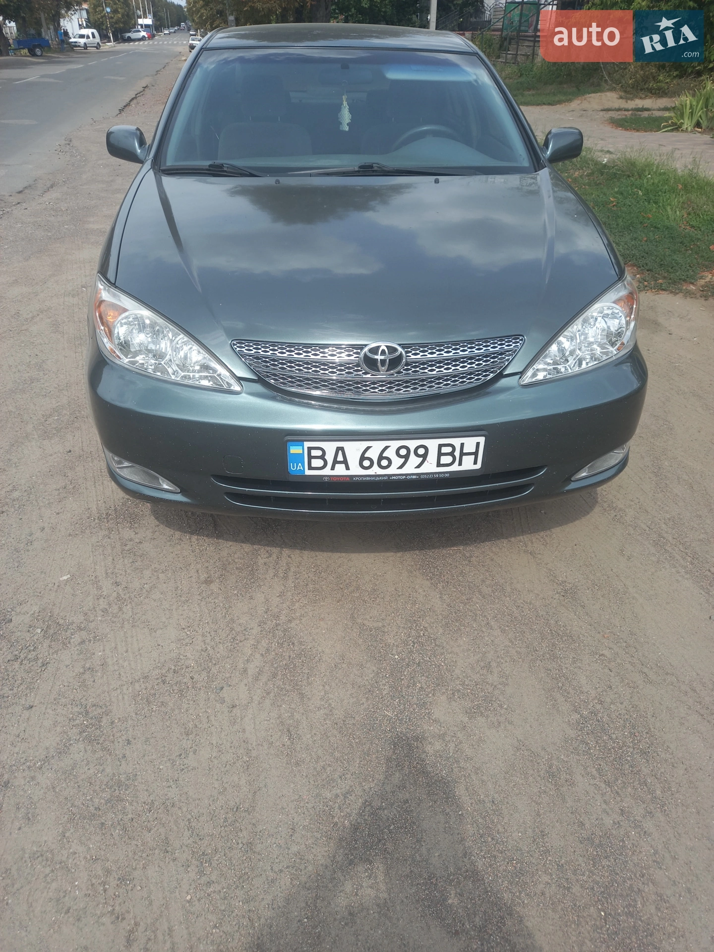 Toyota Camry, 2004