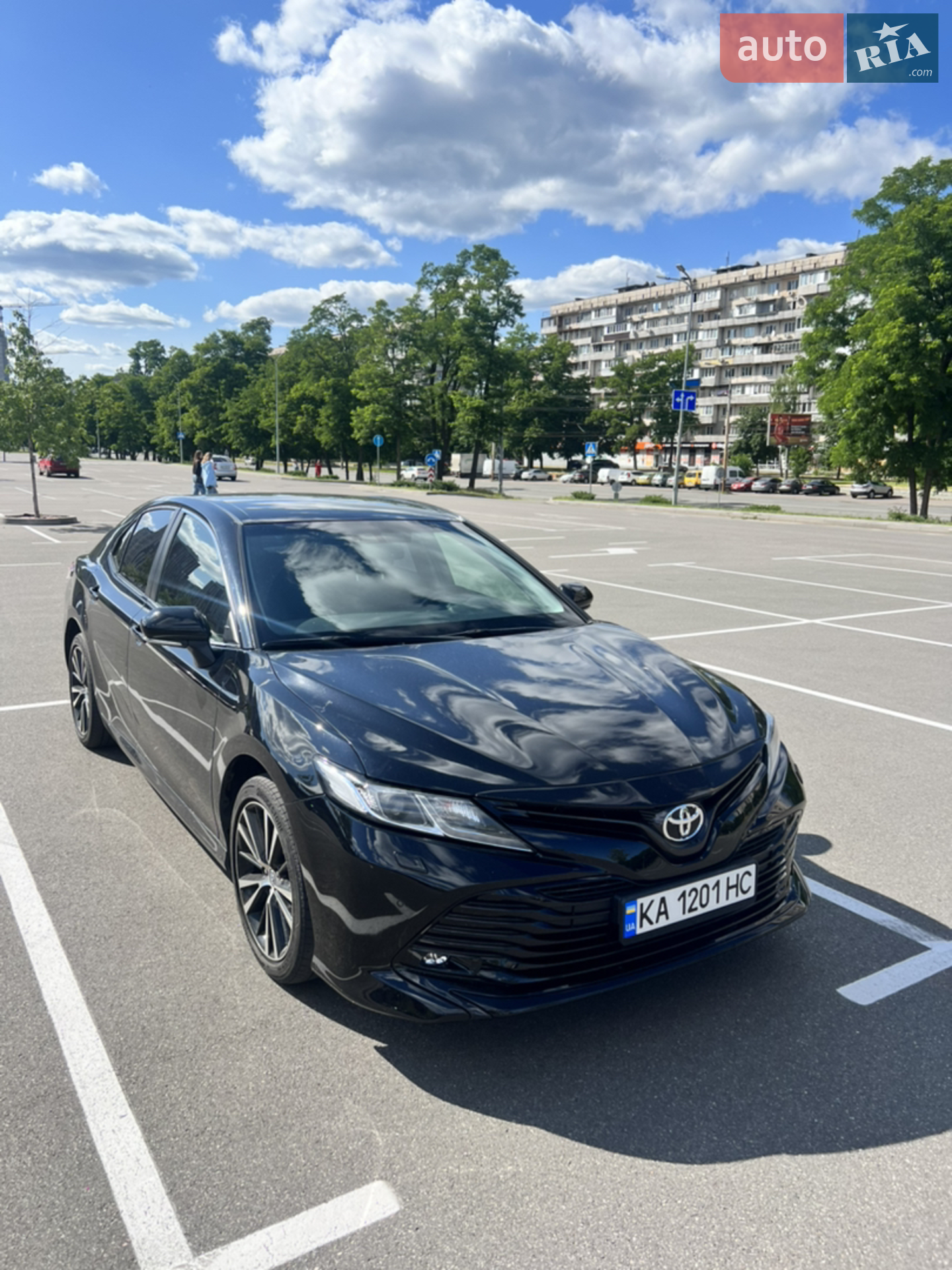 Toyota Camry 2018 — 1