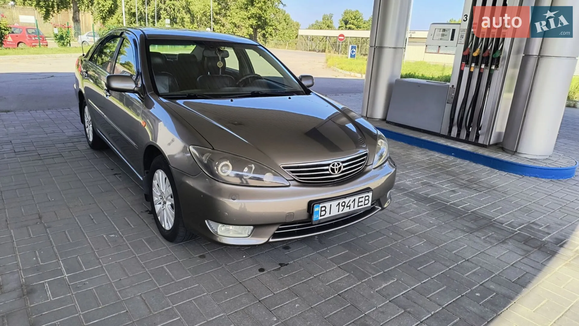 Toyota Camry, 2004