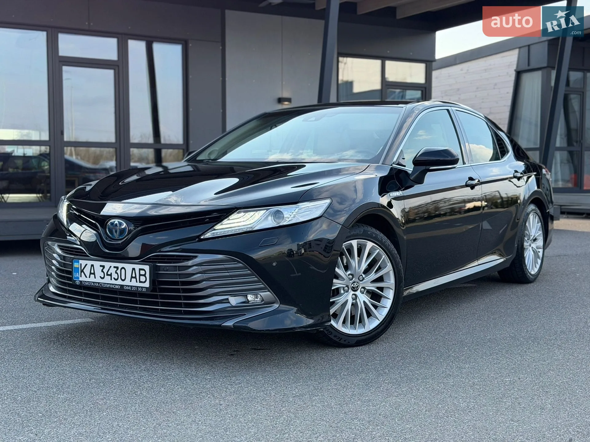 Toyota Camry, 2019