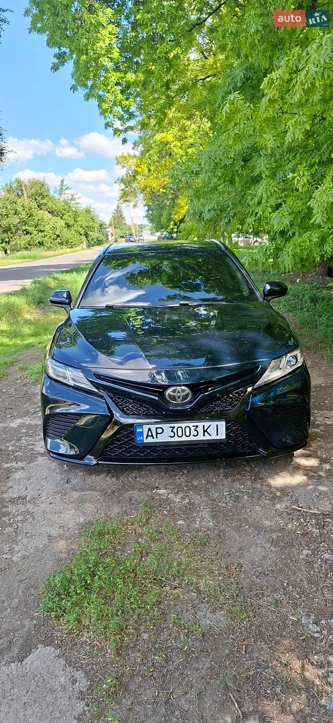 Toyota Camry, 2017