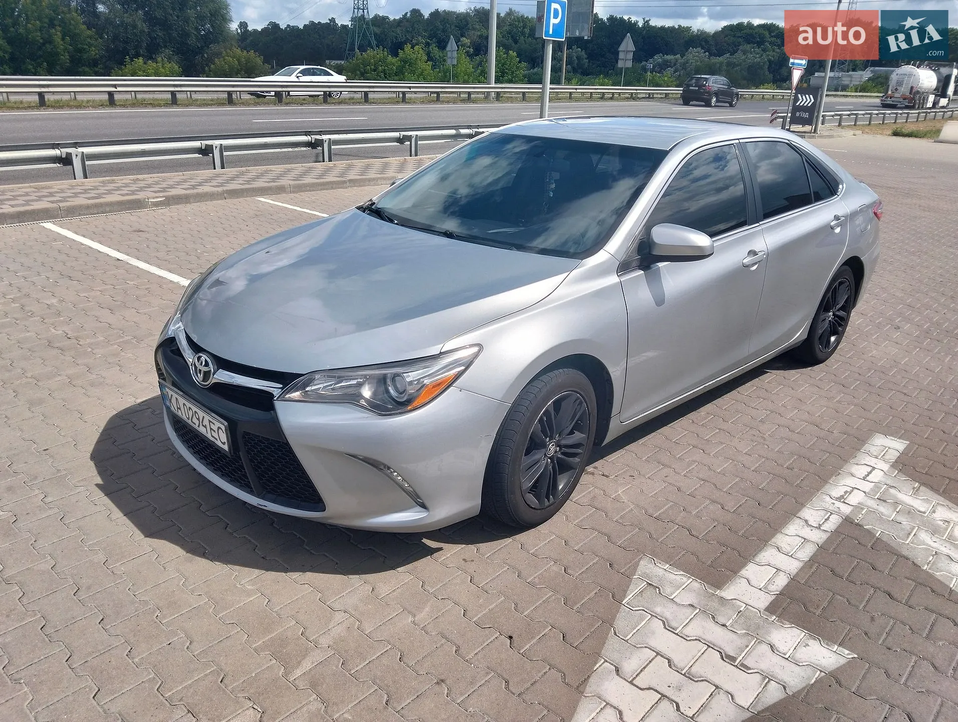 Toyota Camry, 2015