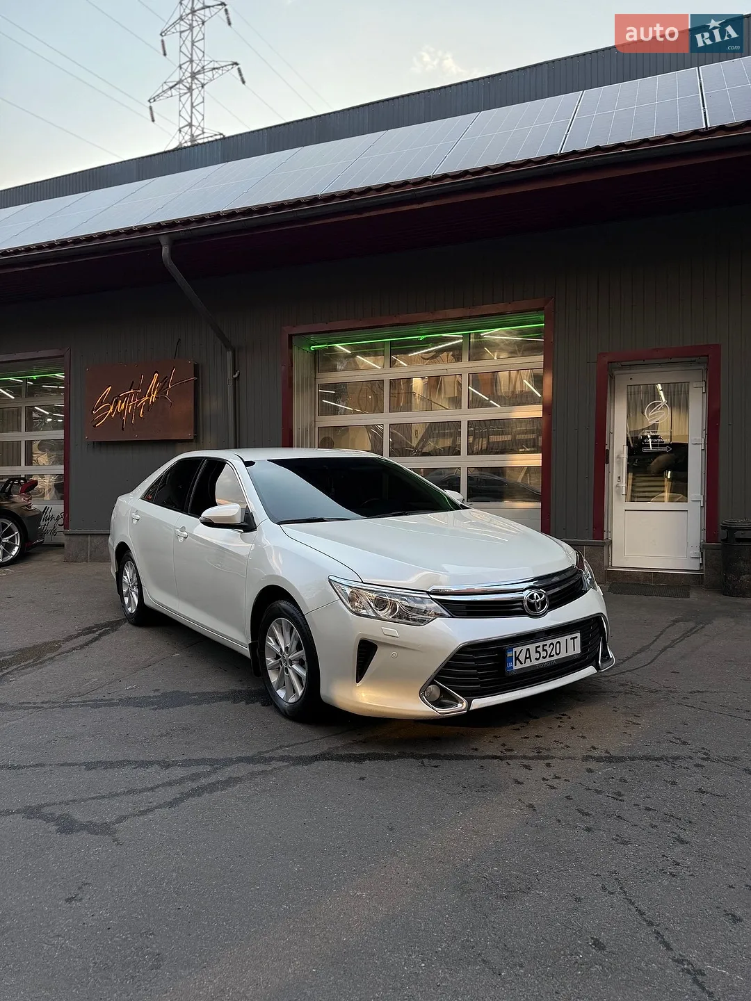 Toyota Camry, 2016