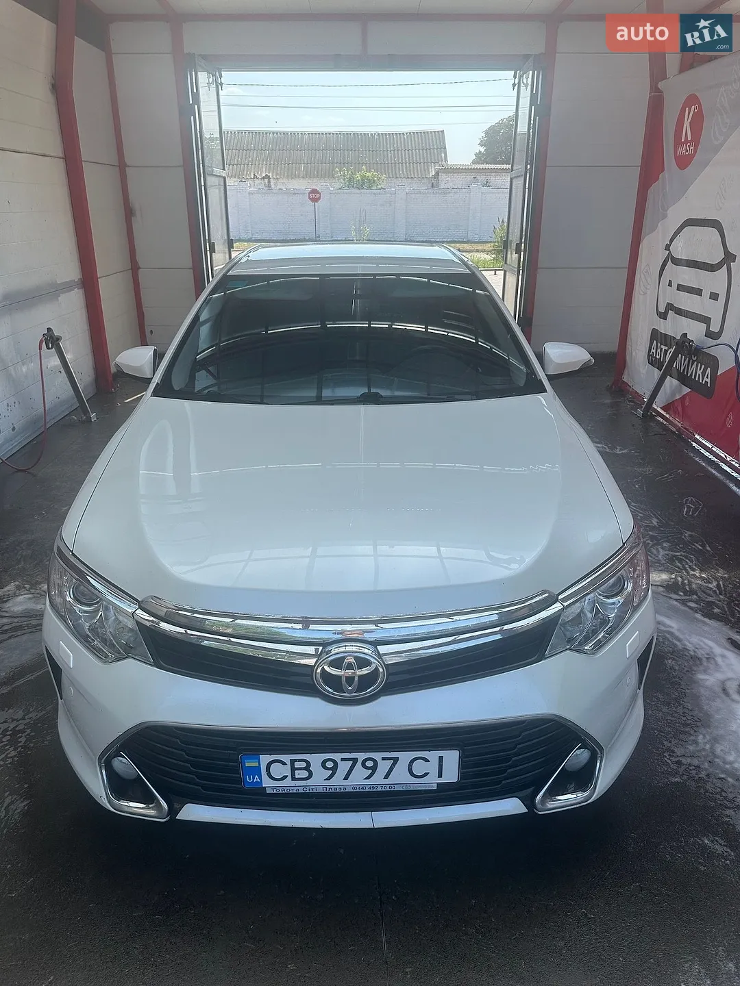 Toyota Camry, 2016