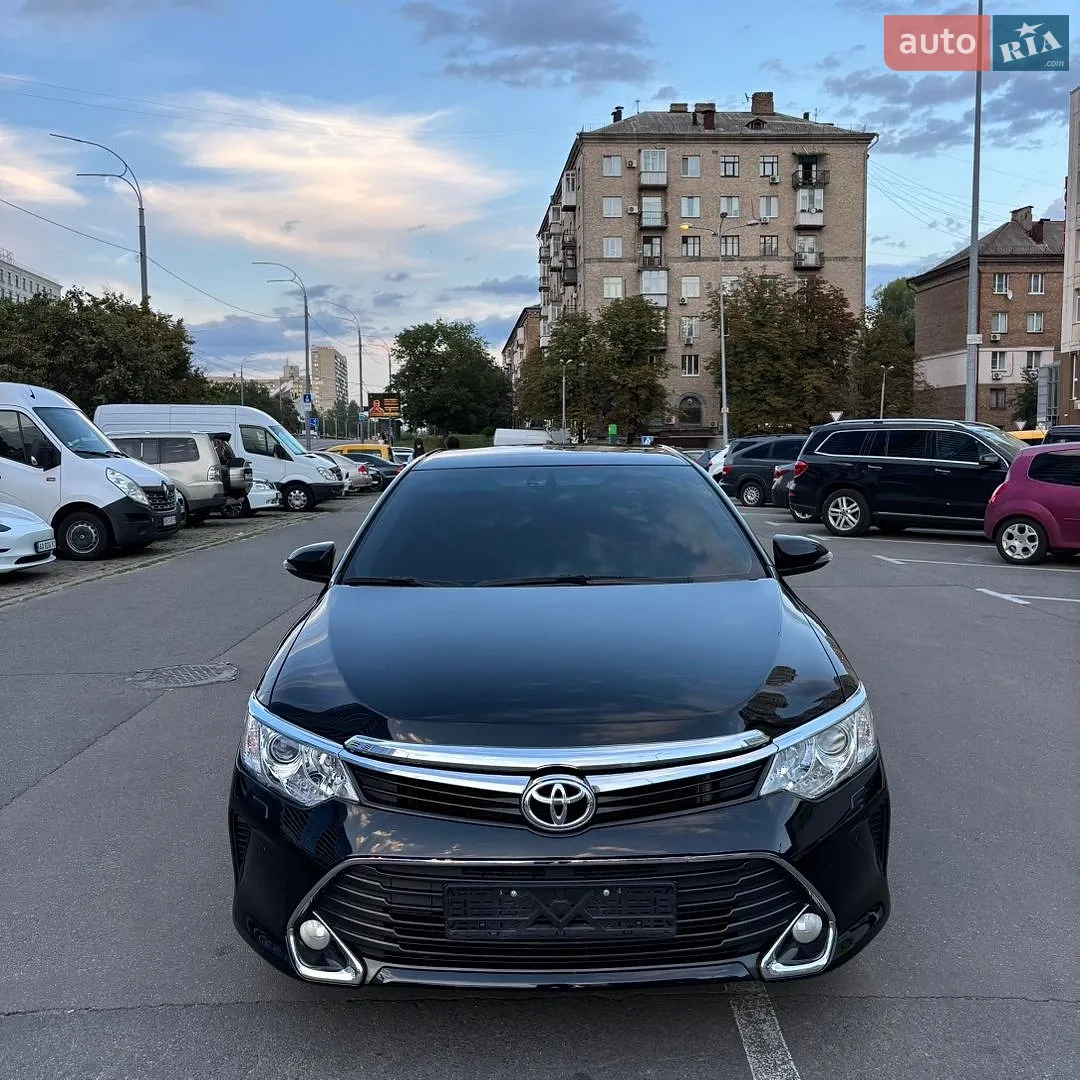Toyota Camry, 2017
