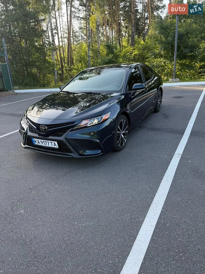 Toyota Camry, 2020