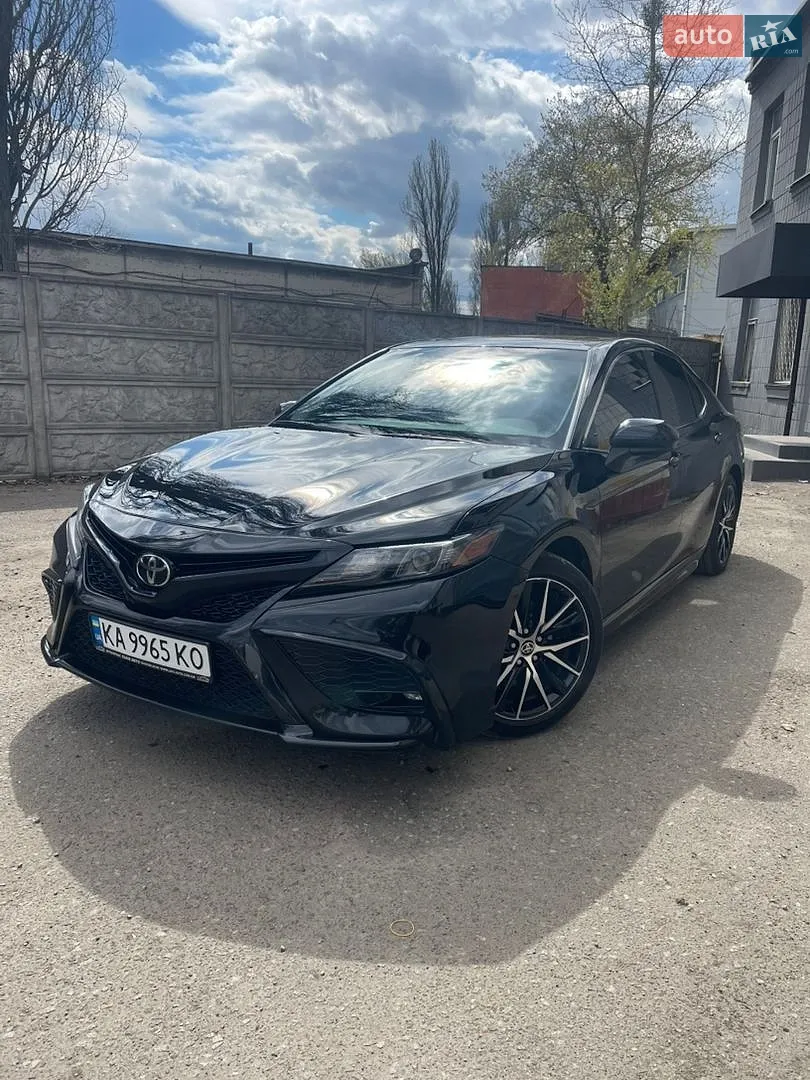 Toyota Camry, 2021