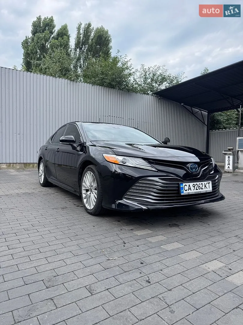 Toyota Camry, 2020