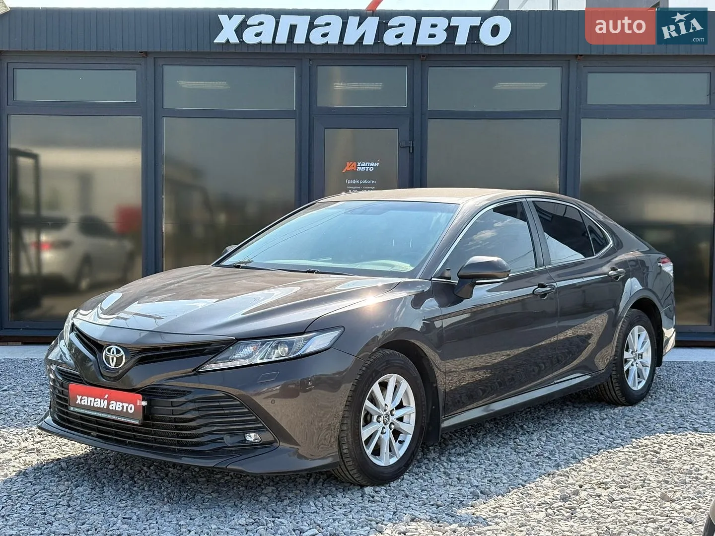 Toyota Camry, 2018