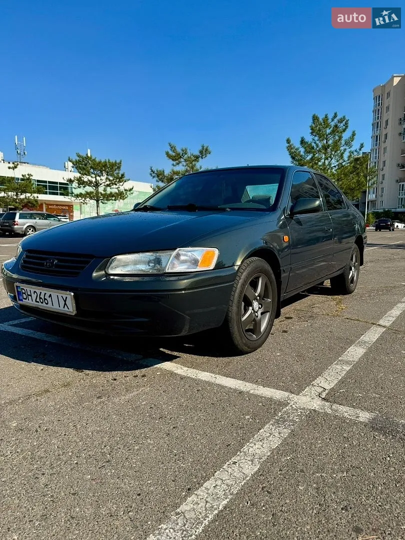 Toyota Camry, 1996
