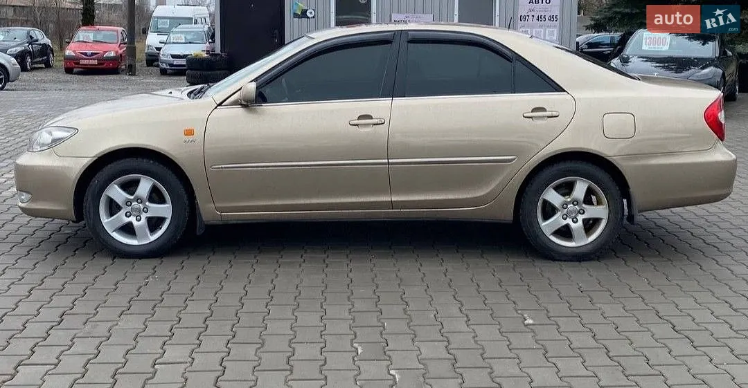 Toyota Camry, 2003