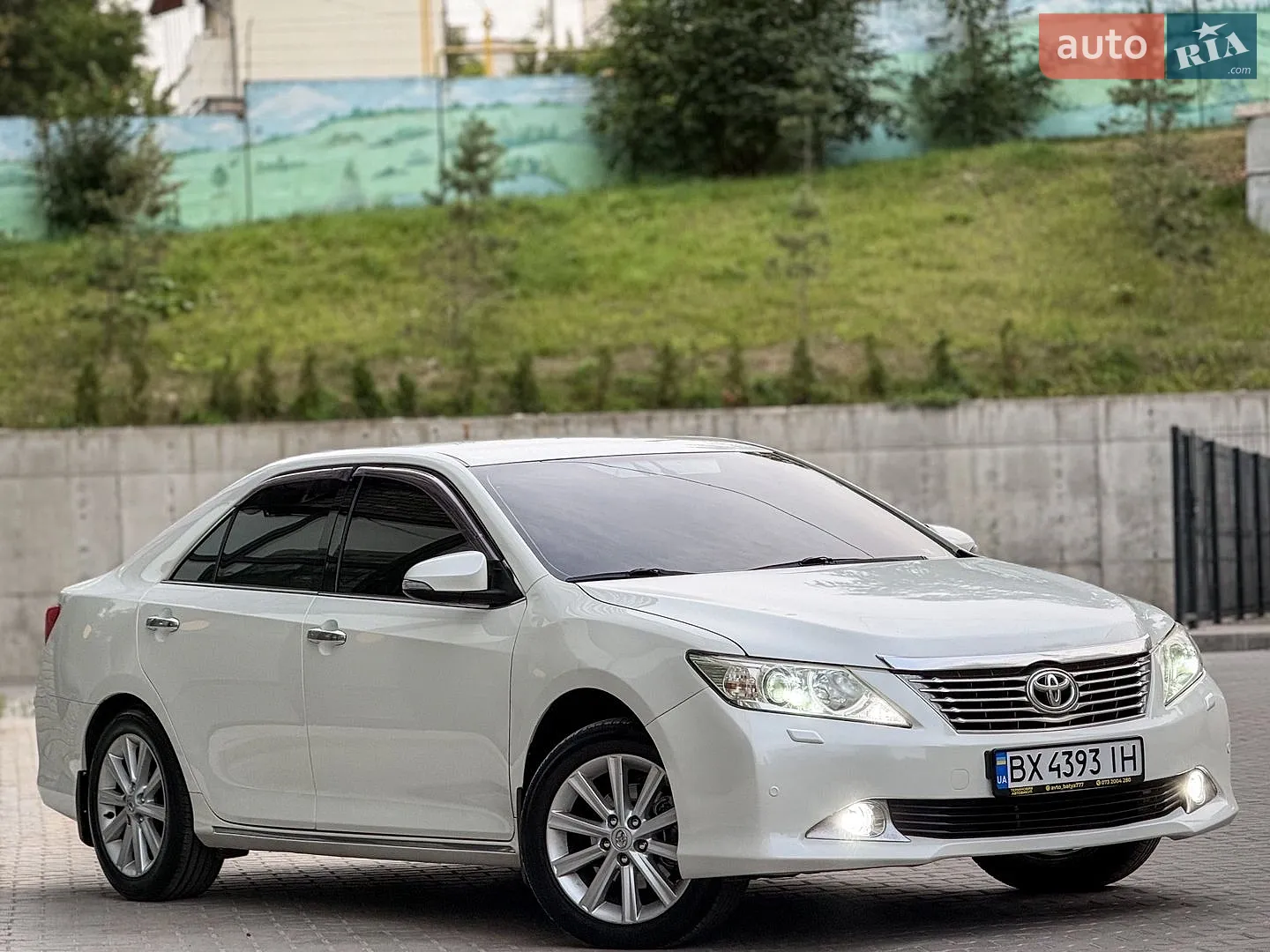 Toyota Camry, 2011