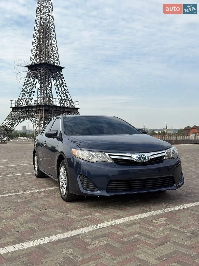 Toyota Camry, 2014