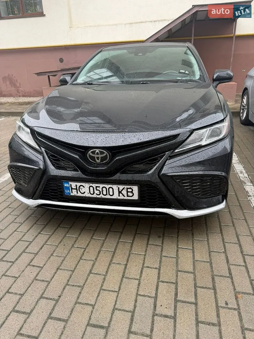 Toyota Camry, 2020