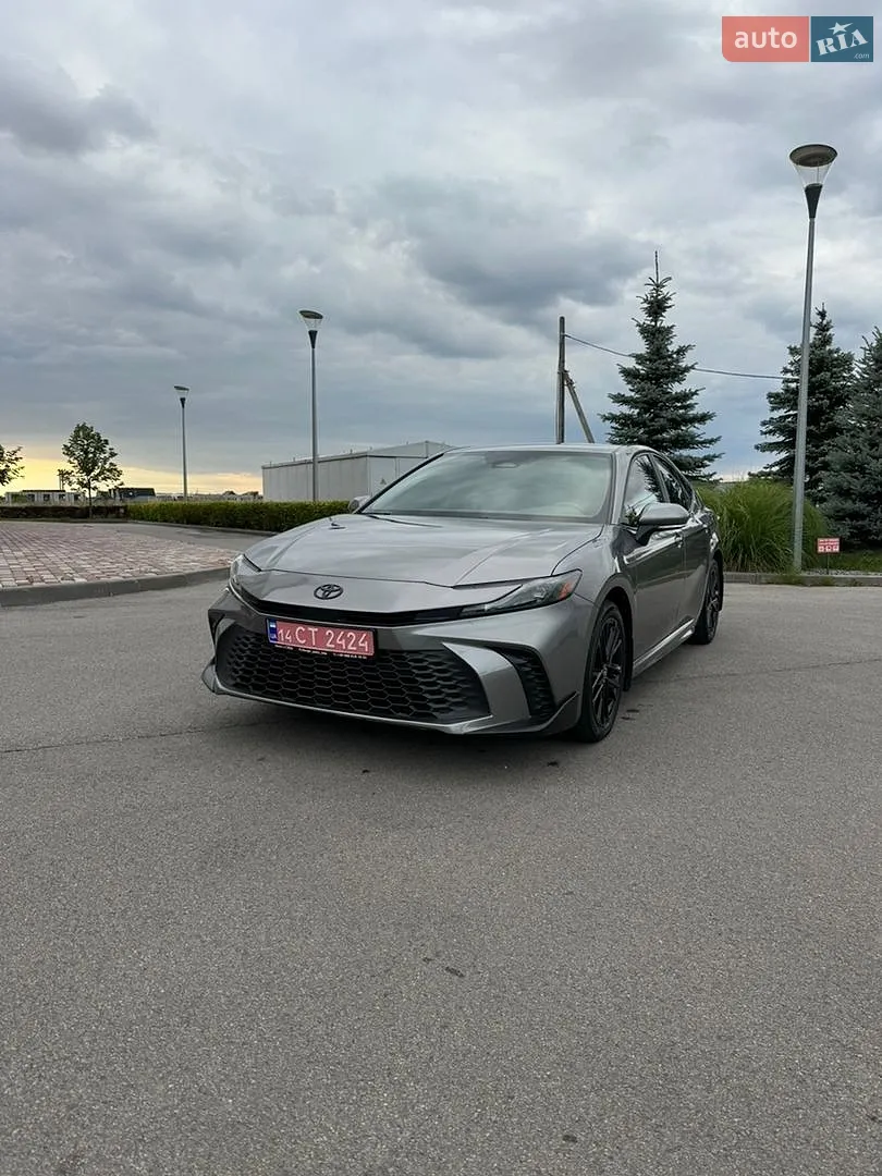 Toyota Camry, 2024