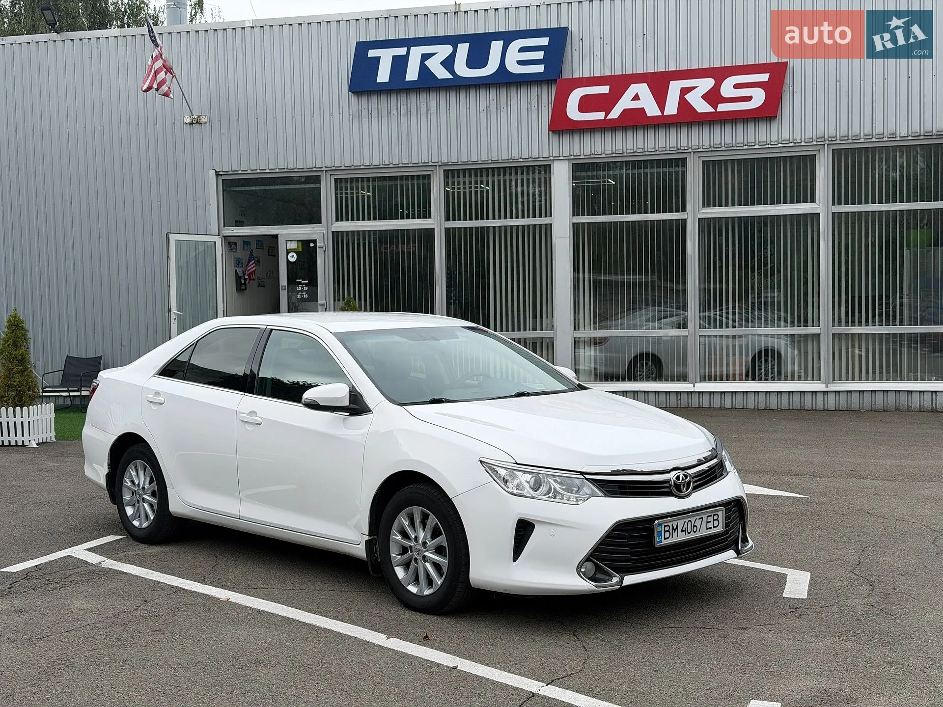 Toyota Camry, 2016