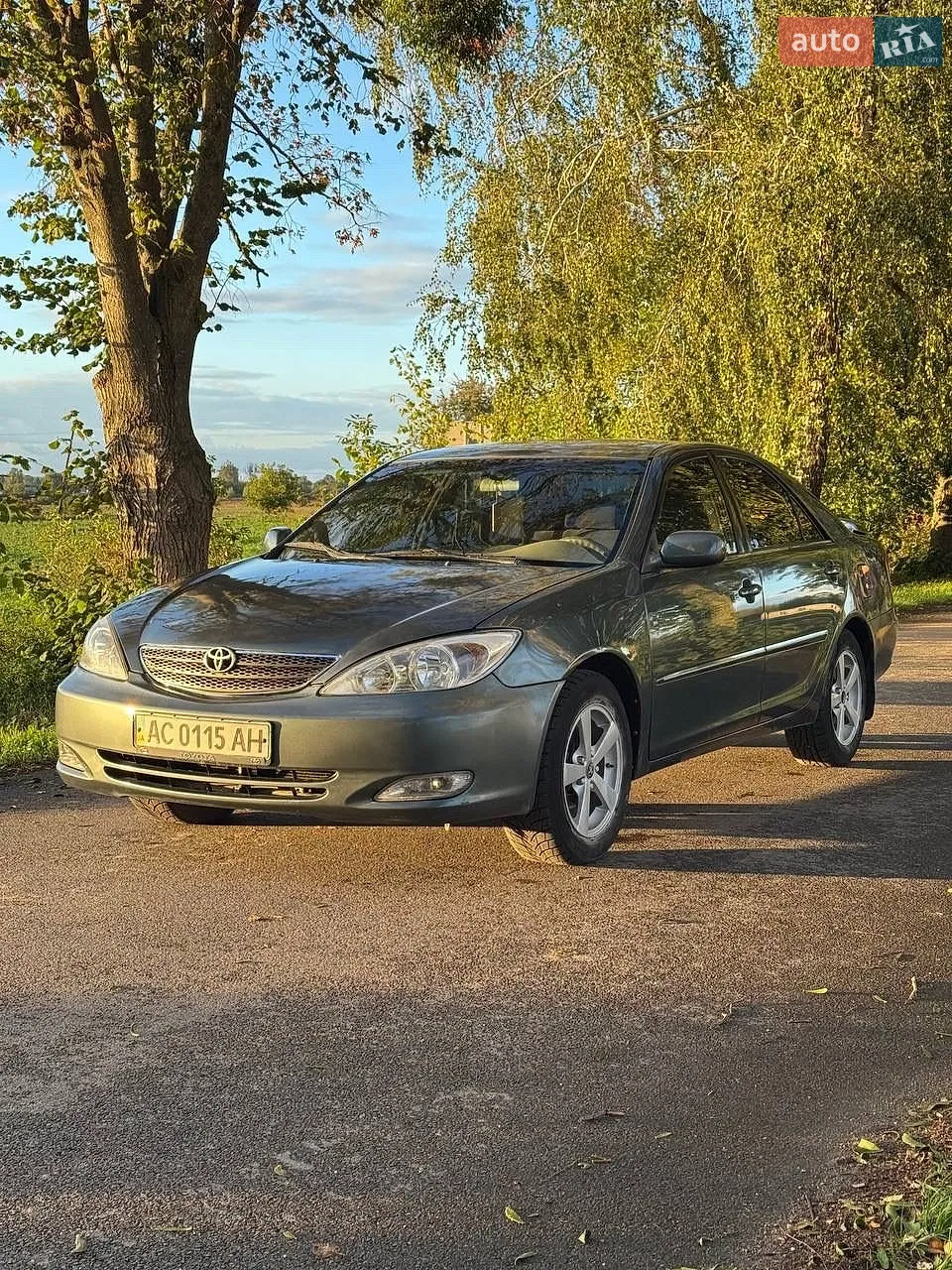 Toyota Camry, 2004