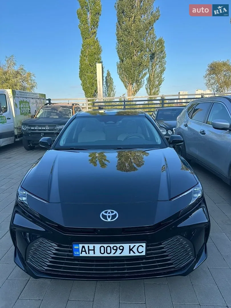 Toyota Camry, 2025