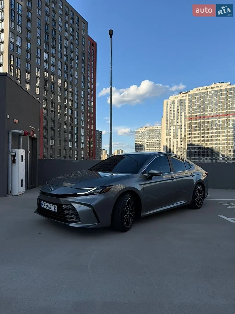Toyota Camry, 2024