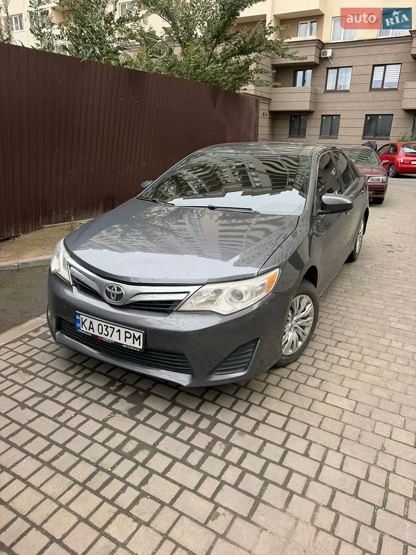 Toyota Camry, 2013