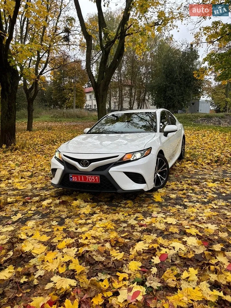 Toyota Camry, 2020