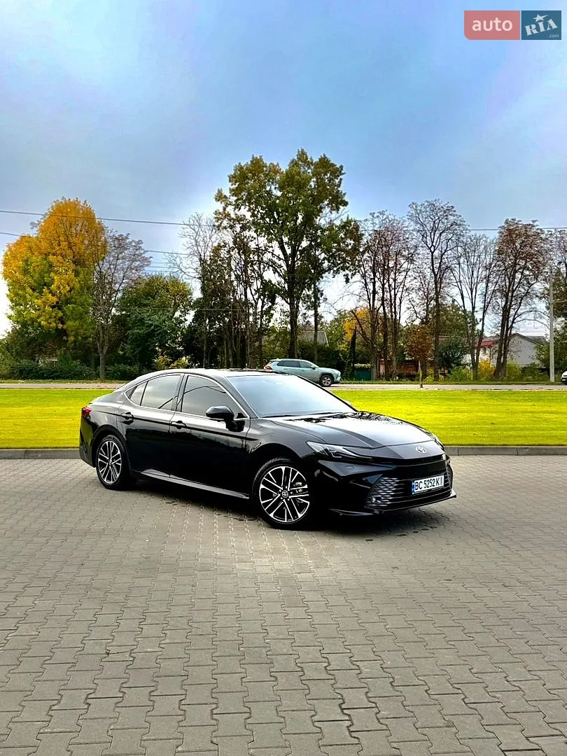 Toyota Camry, 2025
