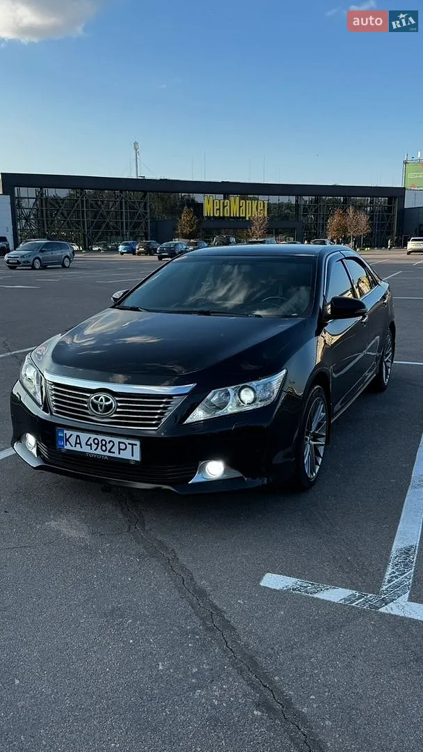Toyota Camry, 2012