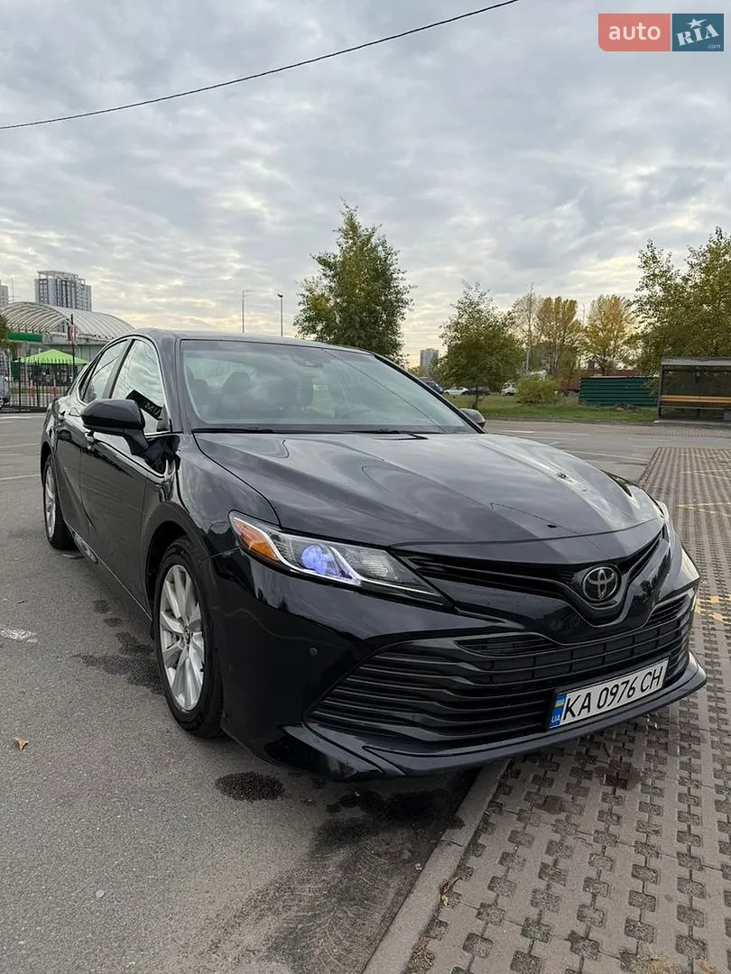 Toyota Camry, 2017