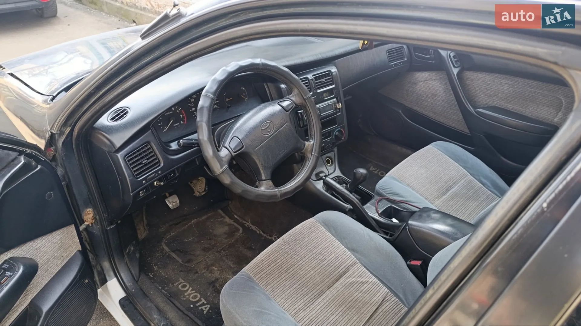 Toyota Carina E, 1992
