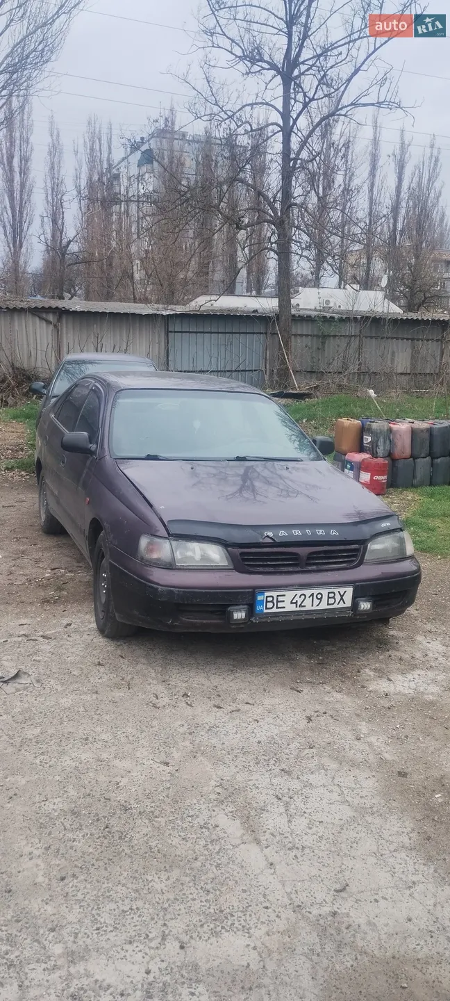 Toyota Carina E, 1996