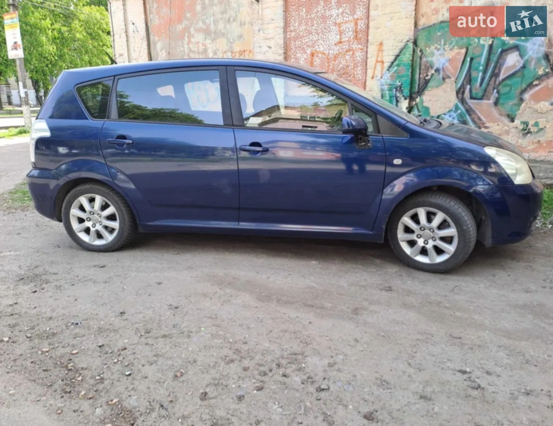 Toyota Corolla Verso, 2005