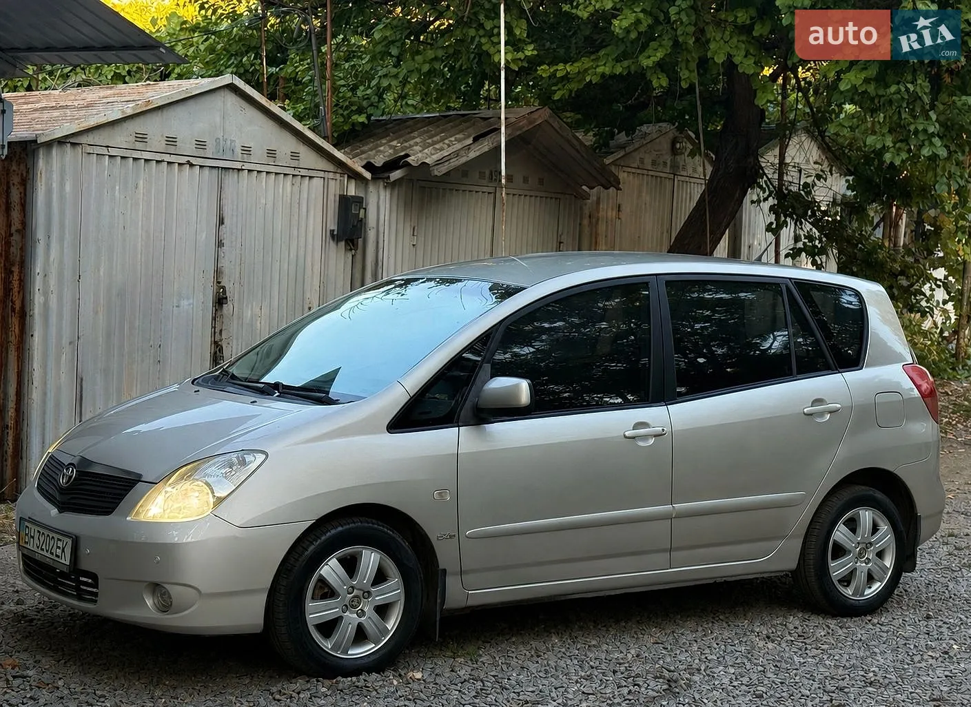 Toyota Corolla Verso, 2002