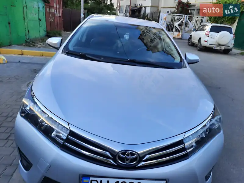 Toyota Corolla, 2015